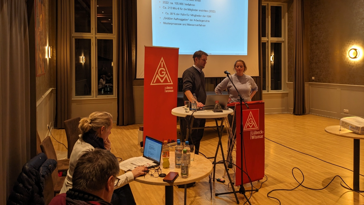 Bericht der Kollegen Christian Klein und Daniela Ohayon vom DGB Rechtsschutz