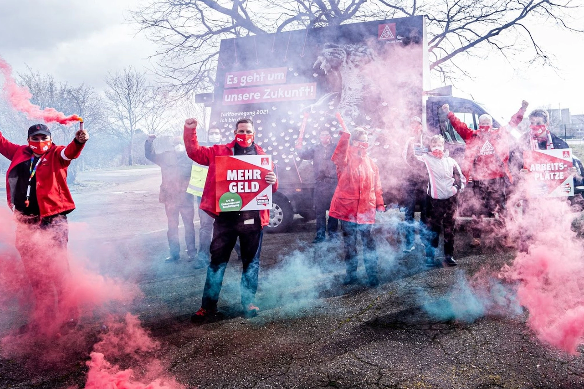 Warnstreik Autokino OTK Nirosta in Krefeld